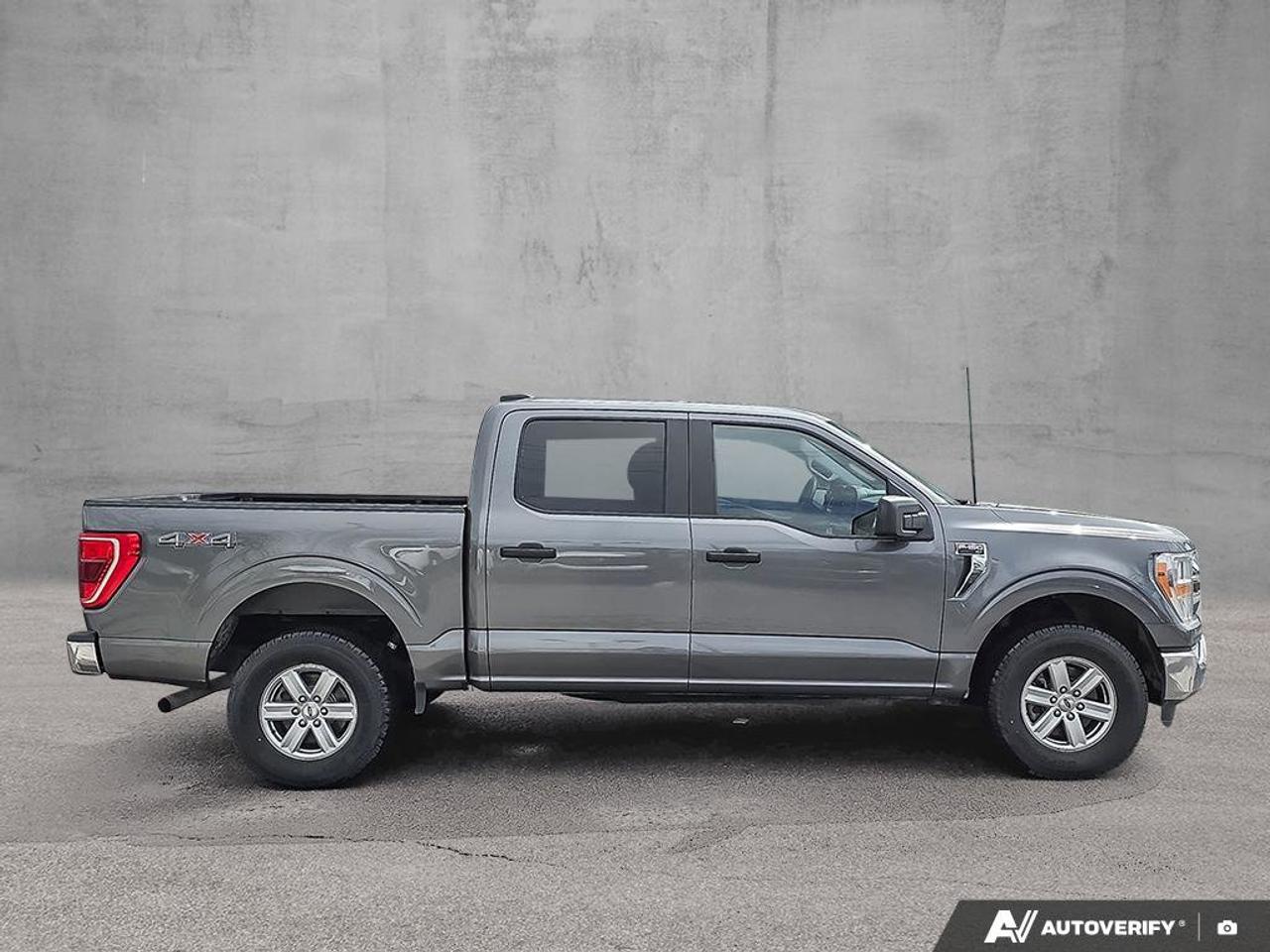 2022 Ford F-150 XLT | Dynamic Hitch Assist |  Class IV Trailer Hitch Photo4