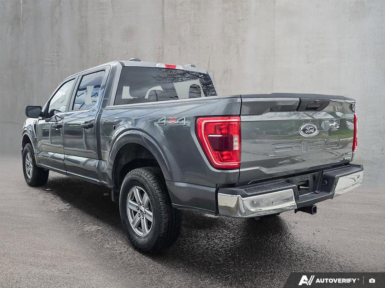 2022 Ford F-150 XLT | Dynamic Hitch Assist |  Class IV Trailer Hitch Photo