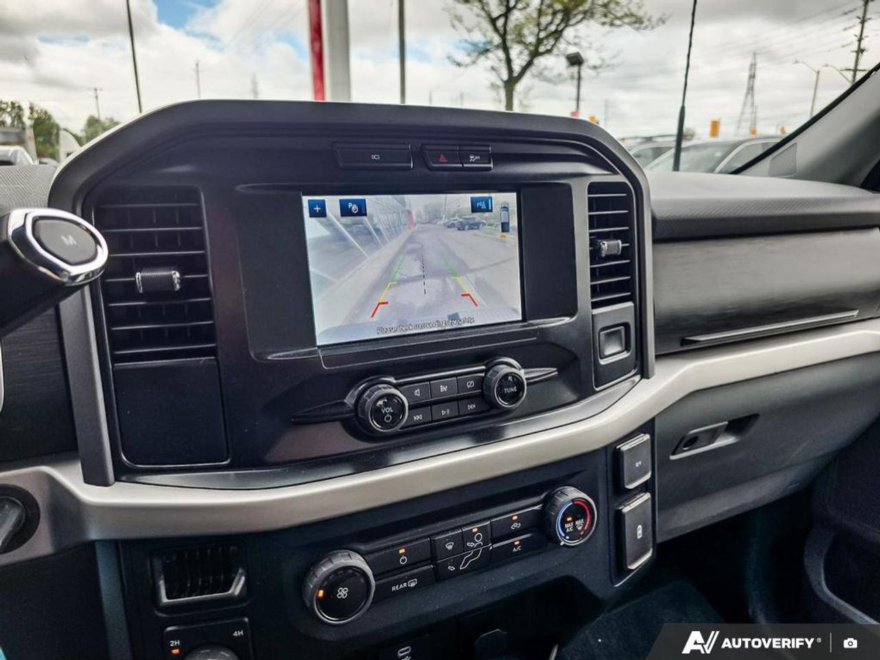 2022 Ford F-150 XLT | Dynamic Hitch Assist |  Class IV Trailer Hitch Photo
