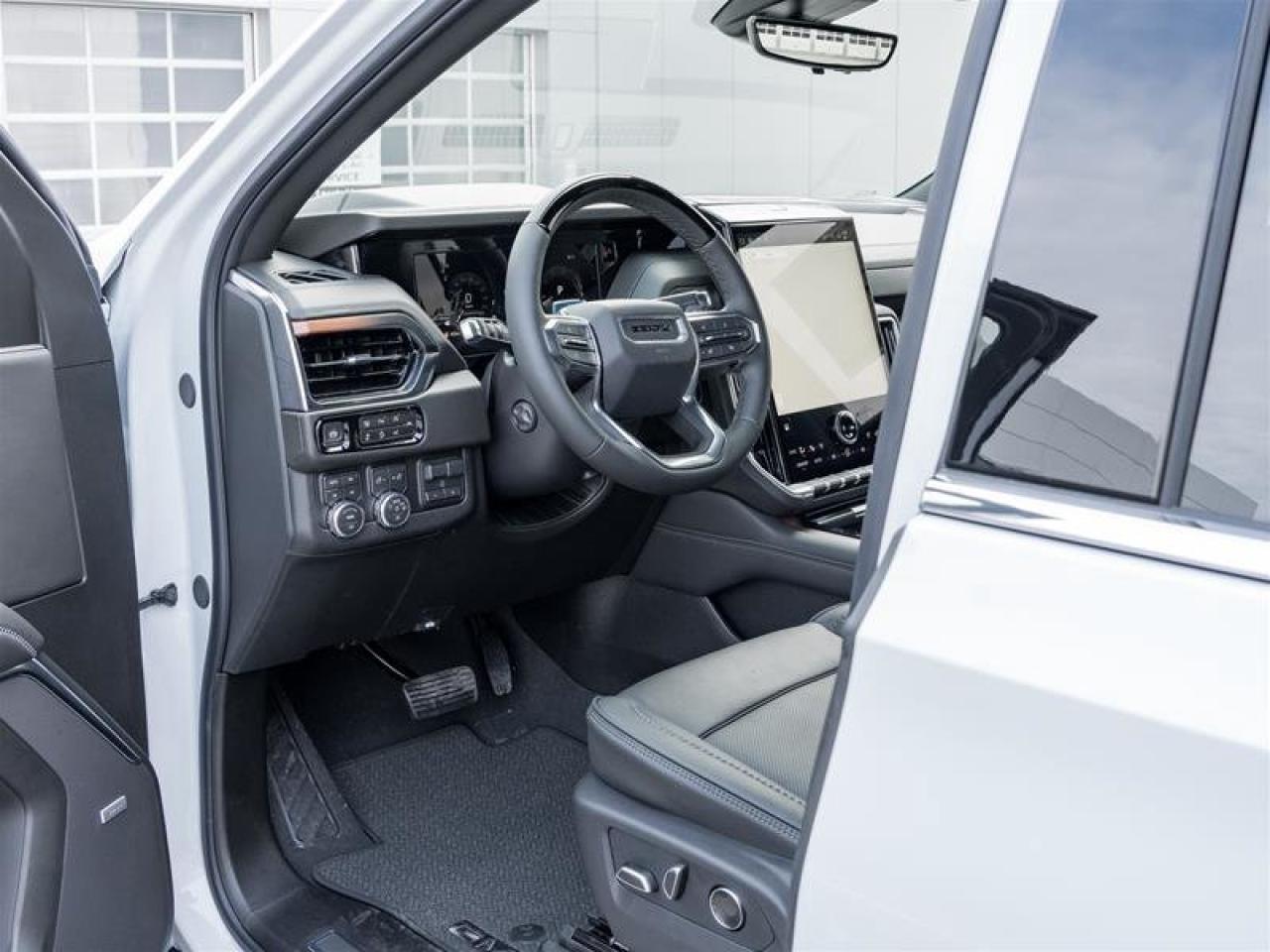 2026 GMC Yukon XL Denali Photo