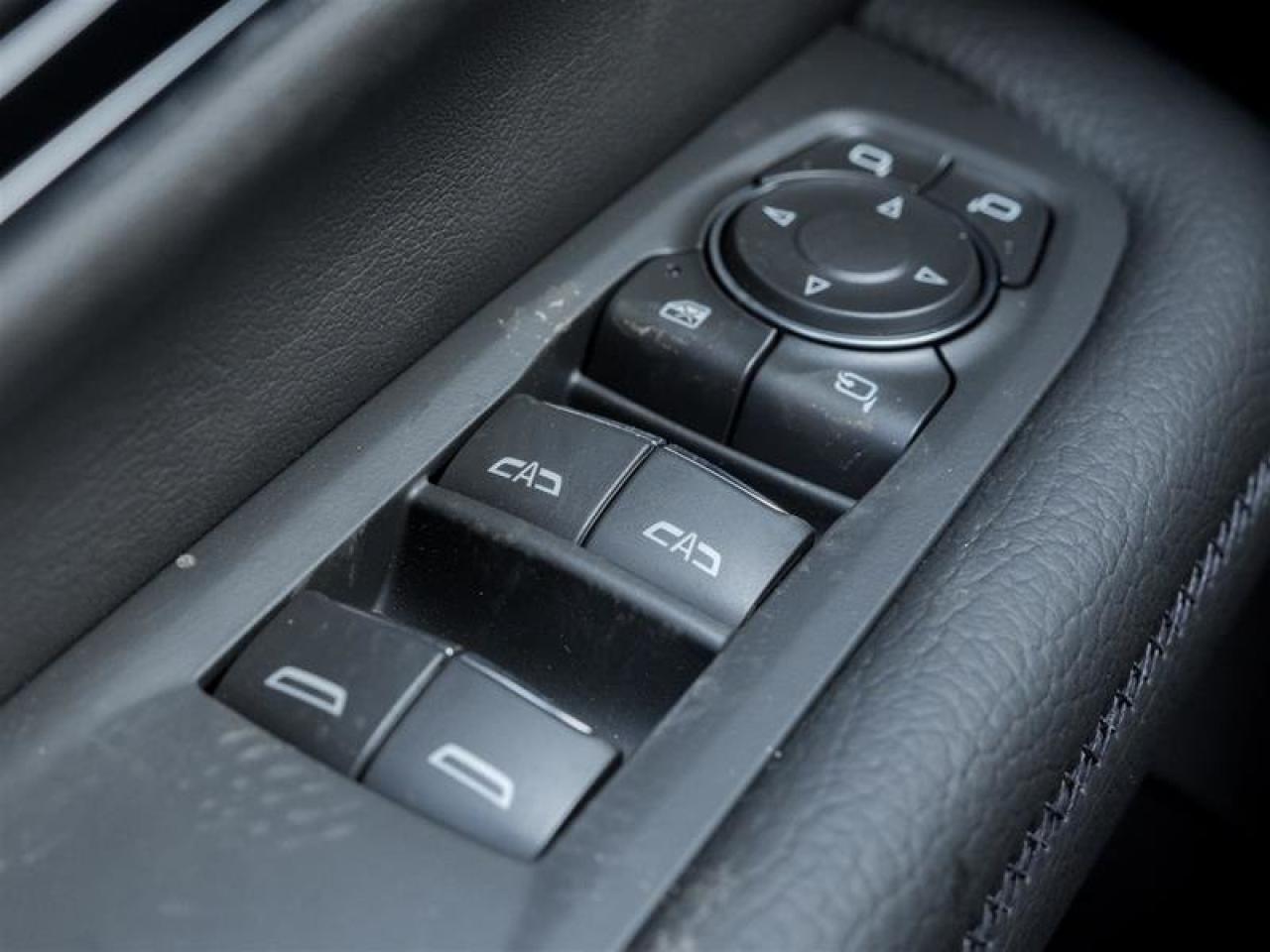 2026 GMC Yukon XL Denali Photo