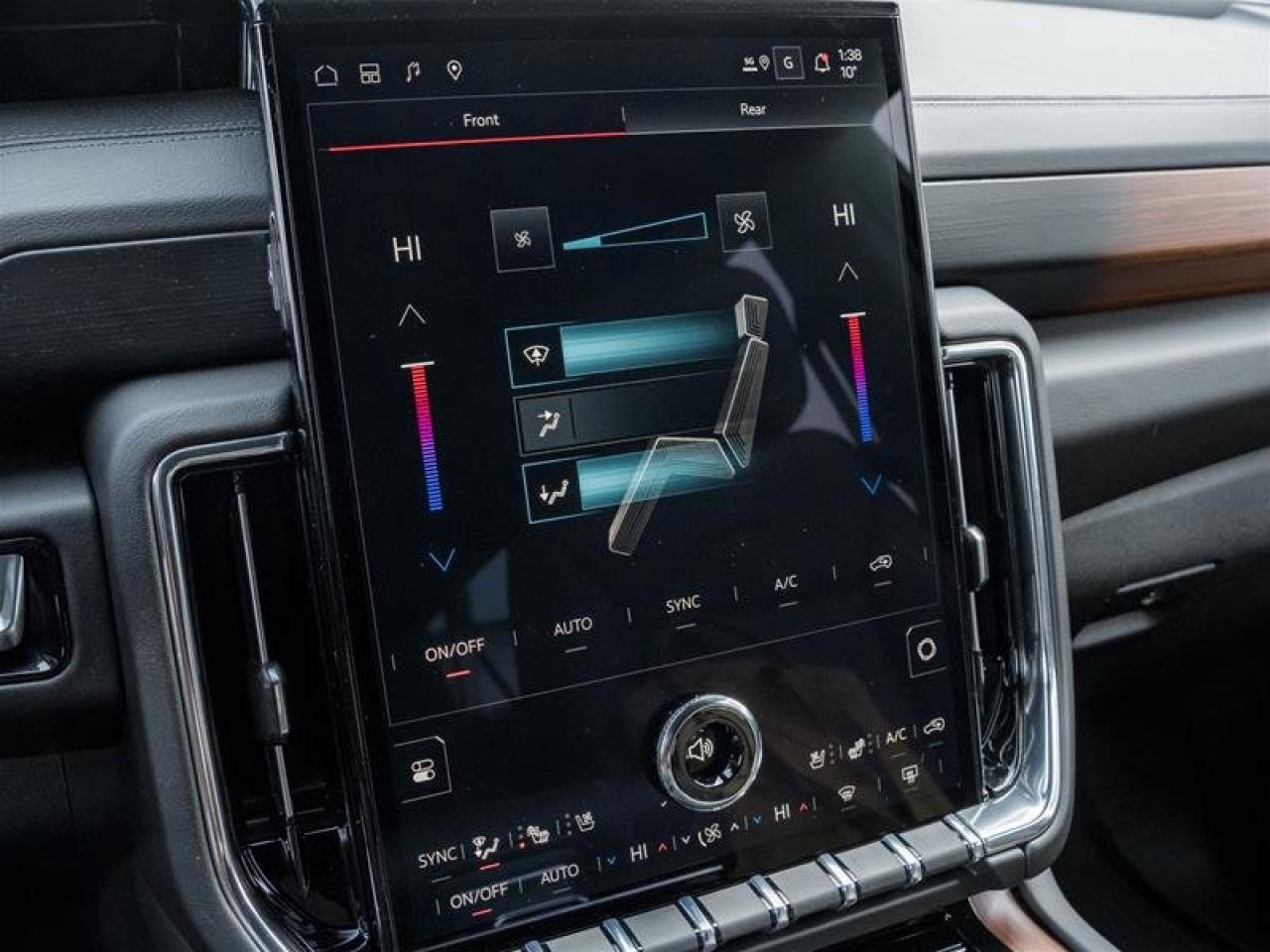 2026 GMC Yukon XL Denali Photo