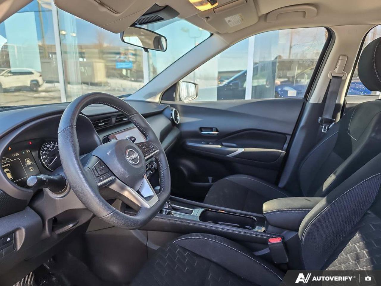 2023 Nissan Kicks SV | Remote Start | Heated Seats | Apple Car Play | Android Auto | Photo