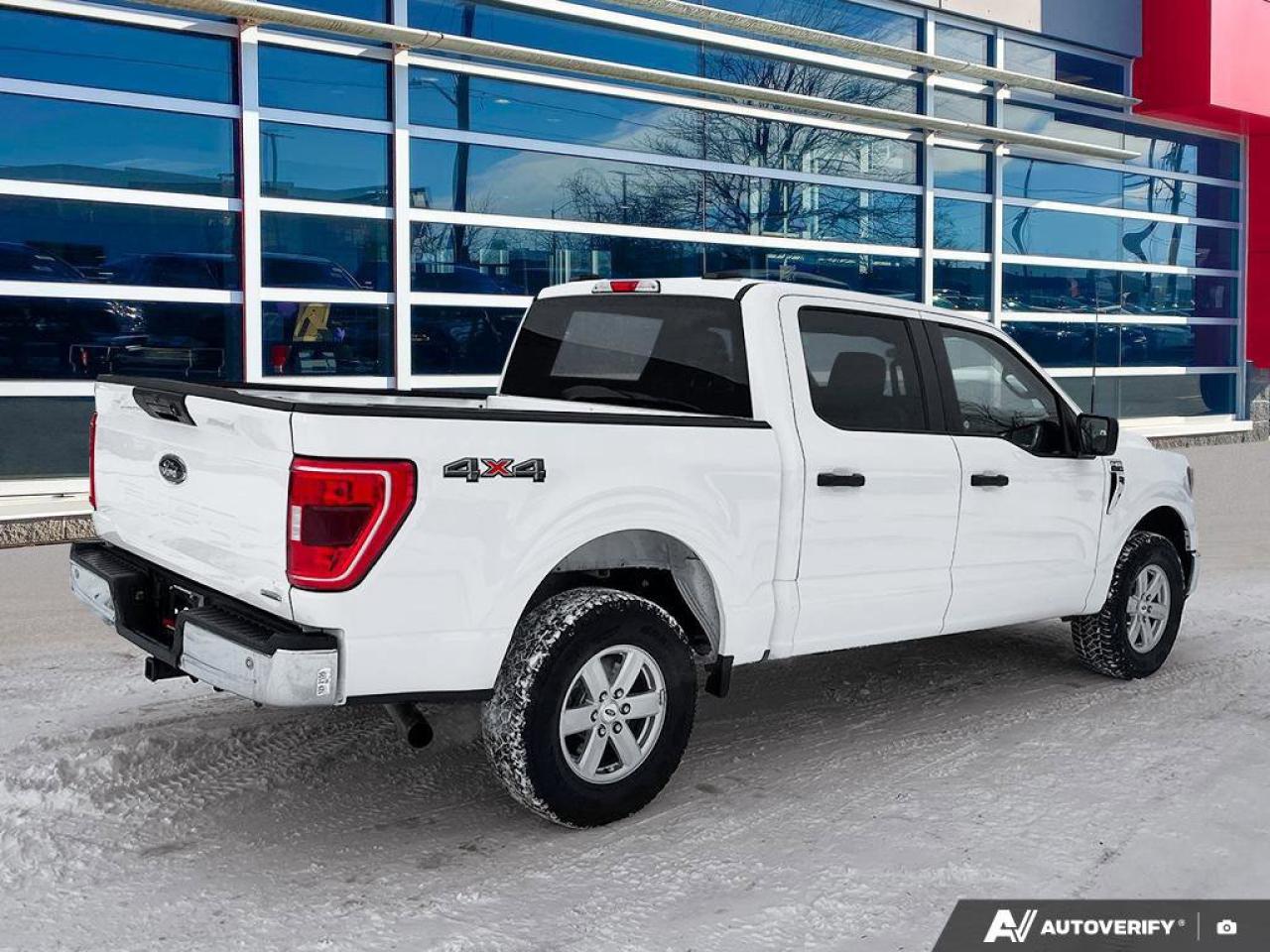 2023 Ford F-150 XLT Crew 4X4 | 3.5L EcoBoost | Trailer Brake Controller | Power Seat | Rear Camera | and More ! Photo4