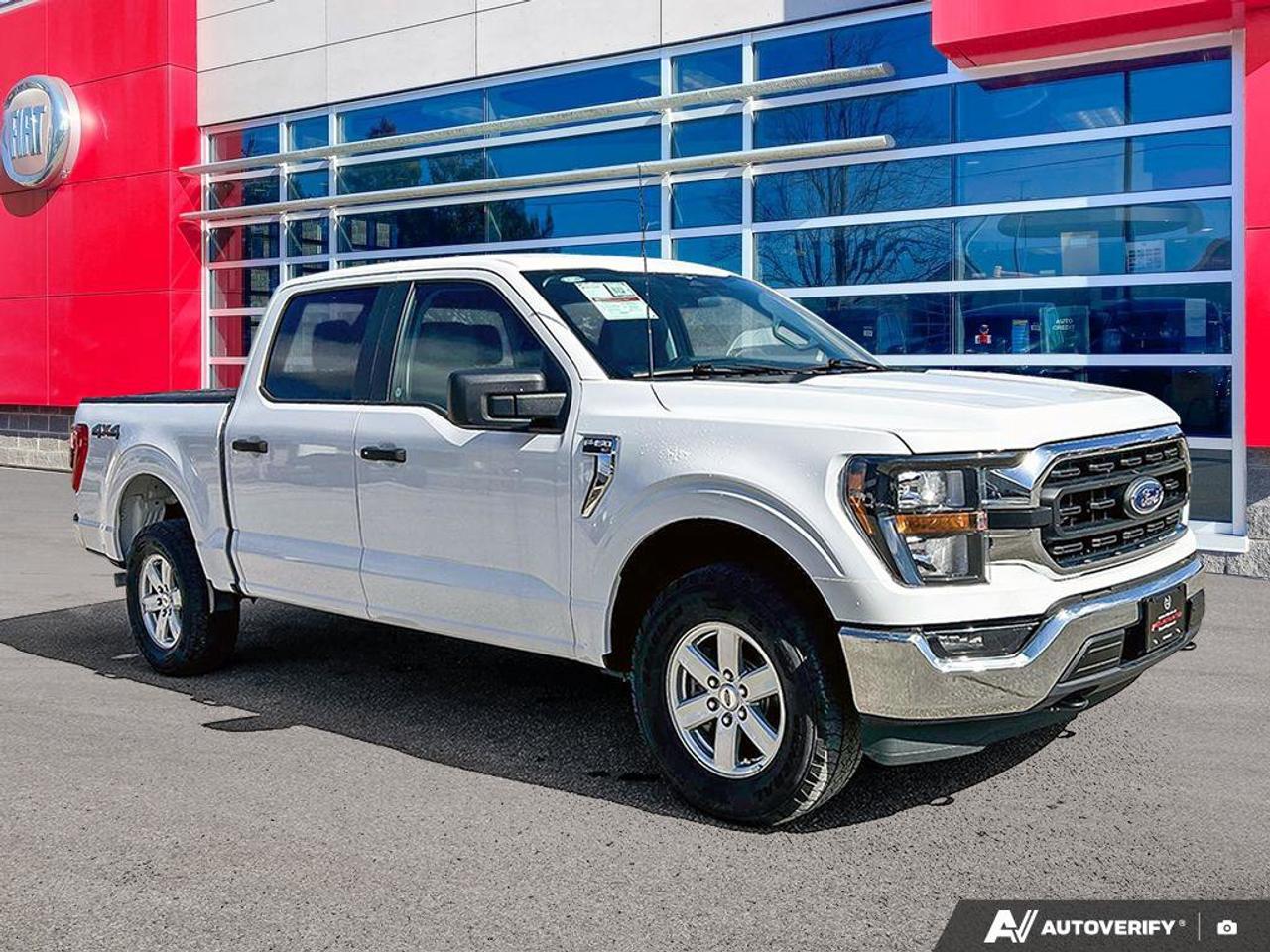 2023 Ford F-150 XLT Crew 4X4 | 3.5L EcoBoost | Trailer Brake Controller | Power Seat | Rear Camera | and More ! Photo