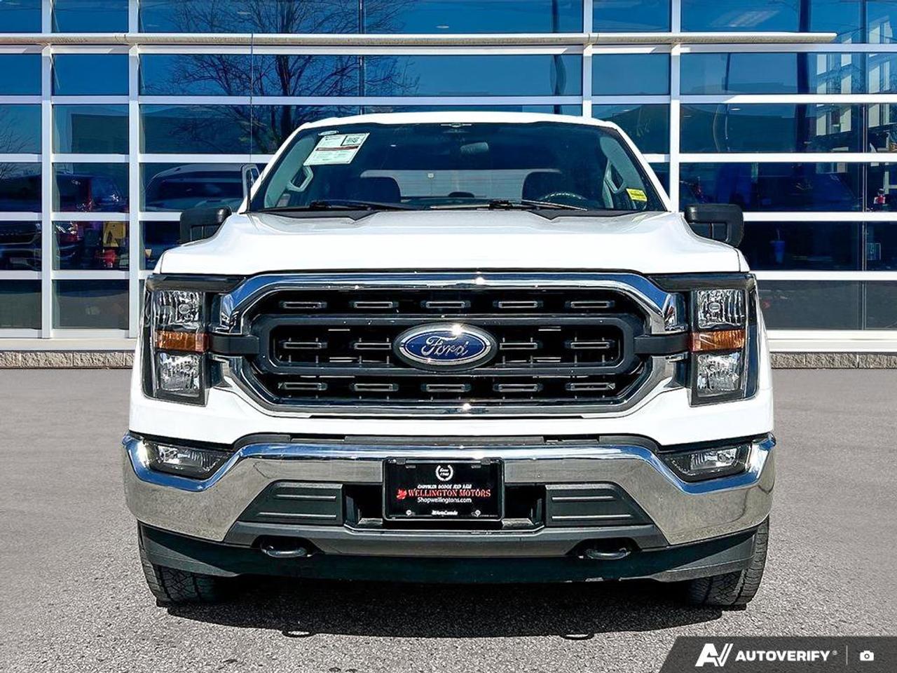 2023 Ford F-150 XLT Crew 4X4 | 3.5L EcoBoost | Trailer Brake Controller | Power Seat | Rear Camera | and More ! Photo