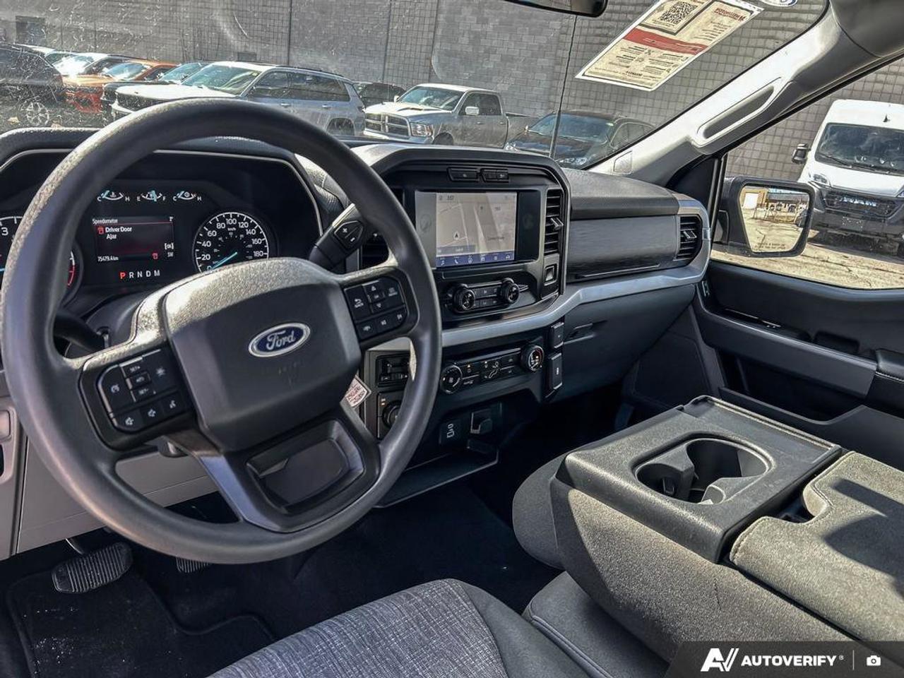 2023 Ford F-150 XLT Crew 4X4 | 3.5L EcoBoost | Trailer Brake Controller | Power Seat | Rear Camera | and More ! Photo