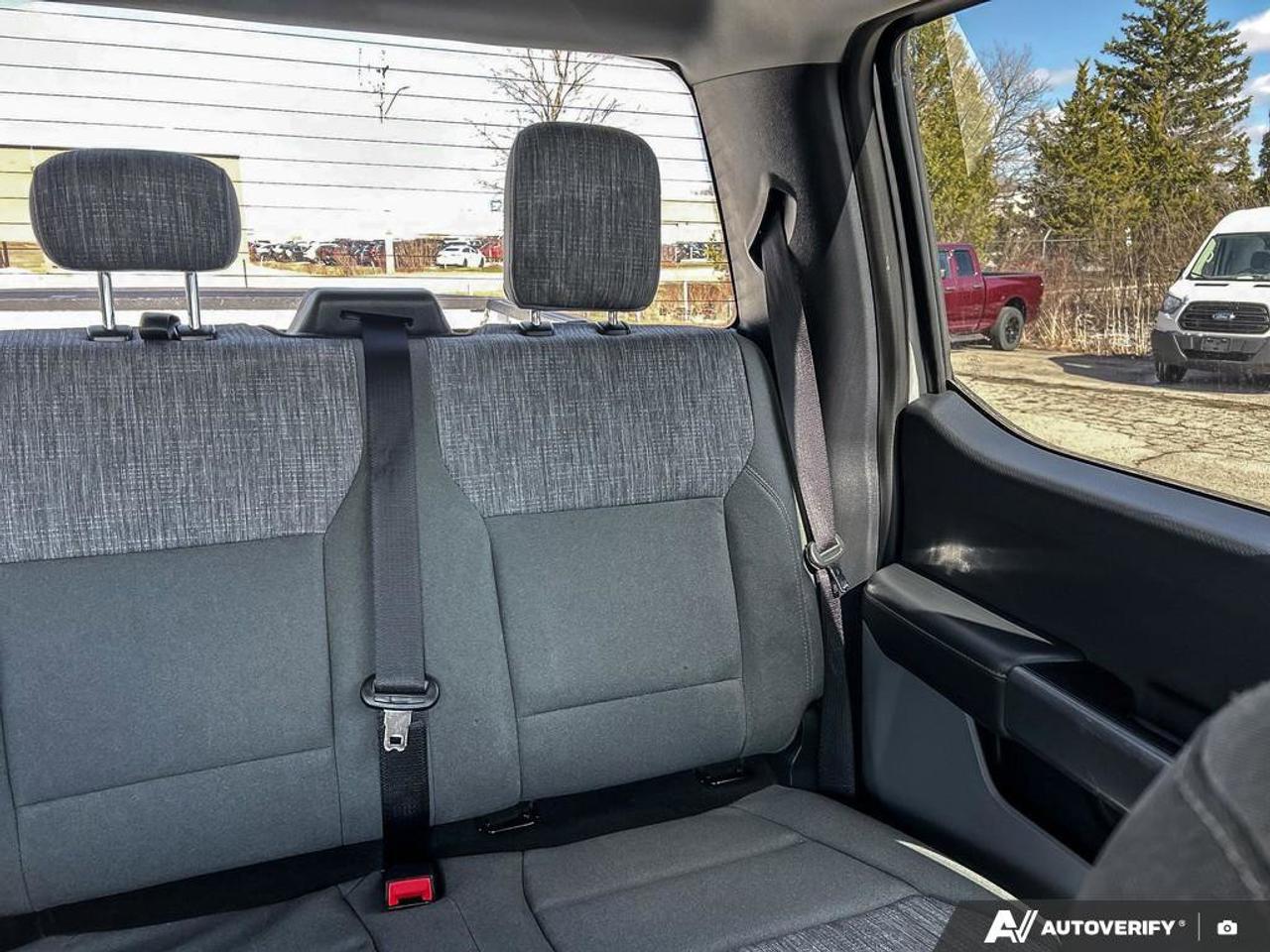 2023 Ford F-150 XLT Crew 4X4 | 3.5L EcoBoost | Trailer Brake Controller | Power Seat | Rear Camera | and More ! Photo