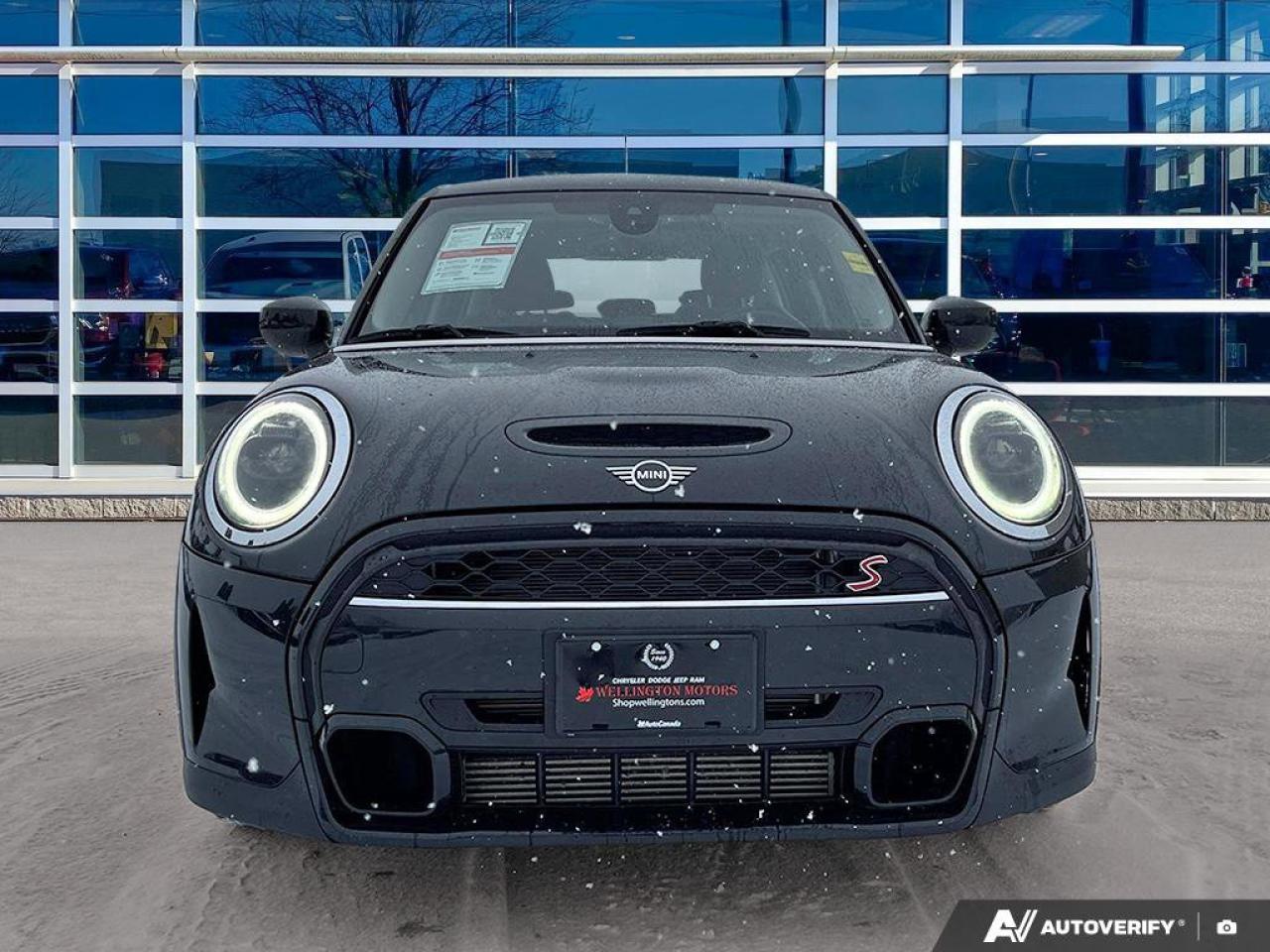 2024 MINI 5 Door Cooper S | Leatherette Seats | Clean Carfax | Sunroof | Photo