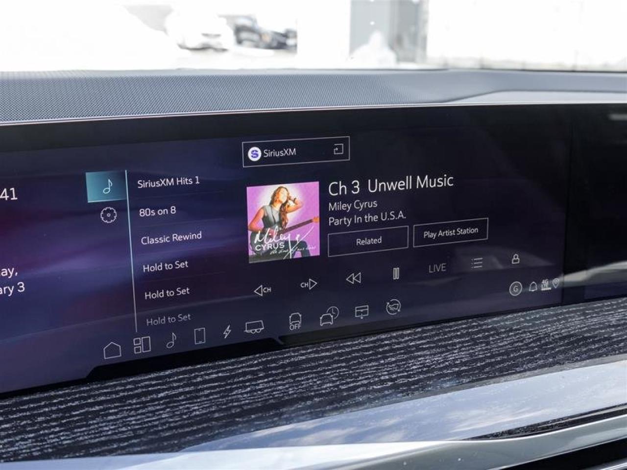 2026 Cadillac Escalade IQ Luxury Photo