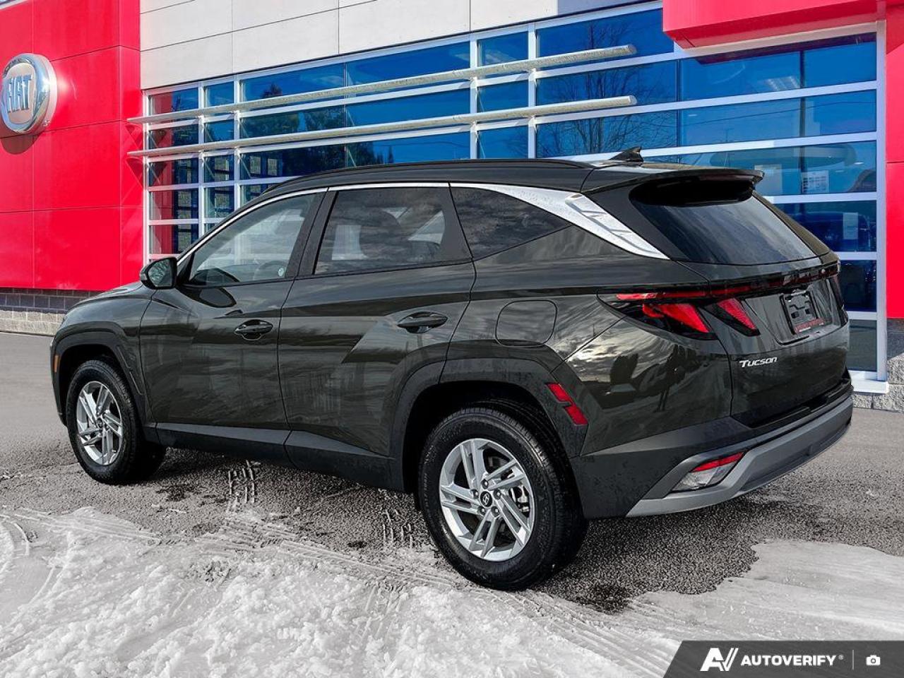 2025 Hyundai Tucson Preferred AWD | Heated Seats + Steering | Remote Start | Carplay | Adaptive Cruise | and More ! Photo2