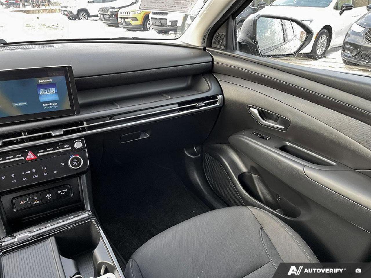 2025 Hyundai Tucson Preferred AWD | Heated Seats + Steering | Remote Start | Carplay | Adaptive Cruise | and More ! Photo