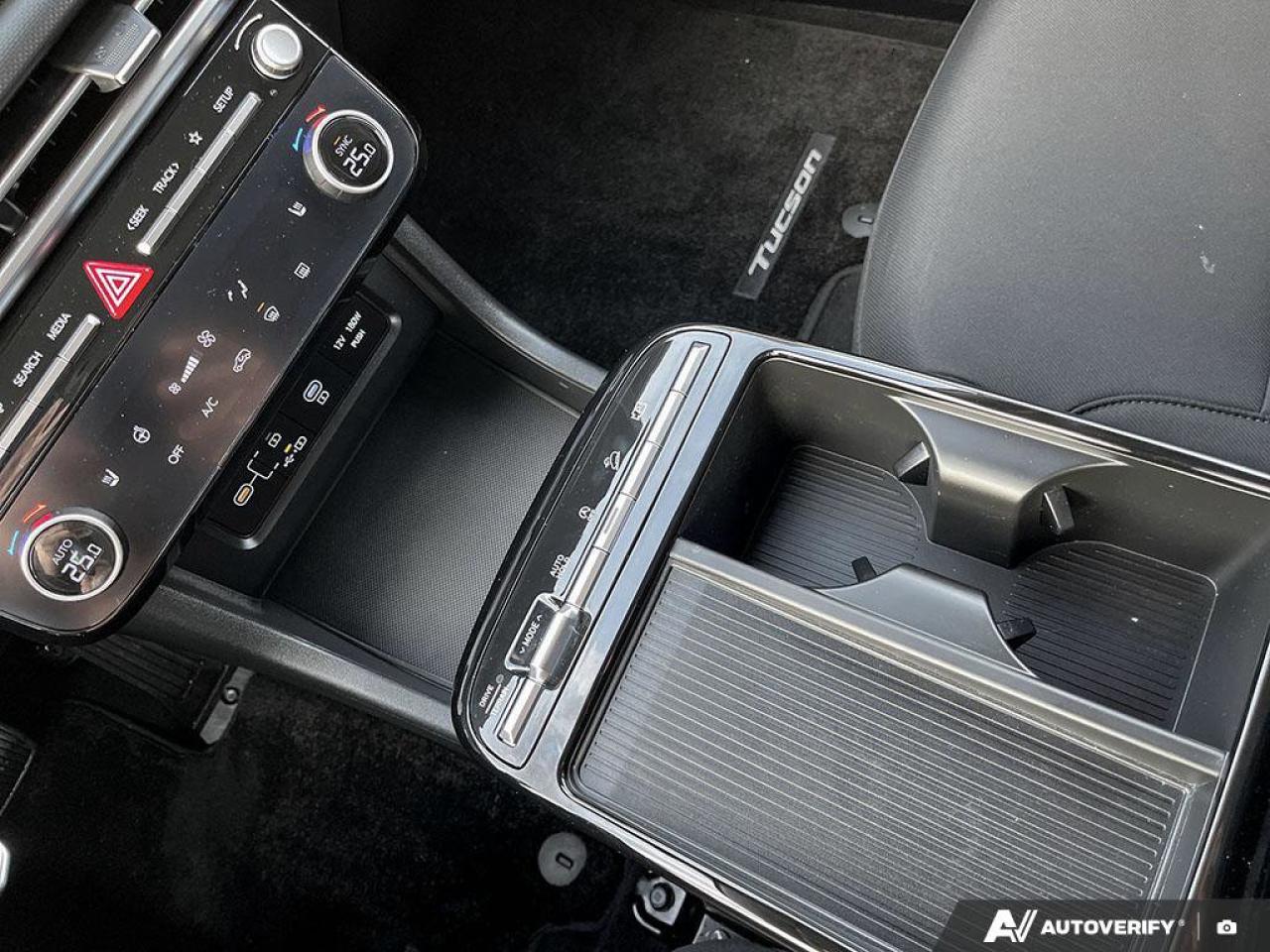 2025 Hyundai Tucson Preferred AWD | Heated Seats + Steering | Remote Start | Carplay | Adaptive Cruise | and More ! Photo