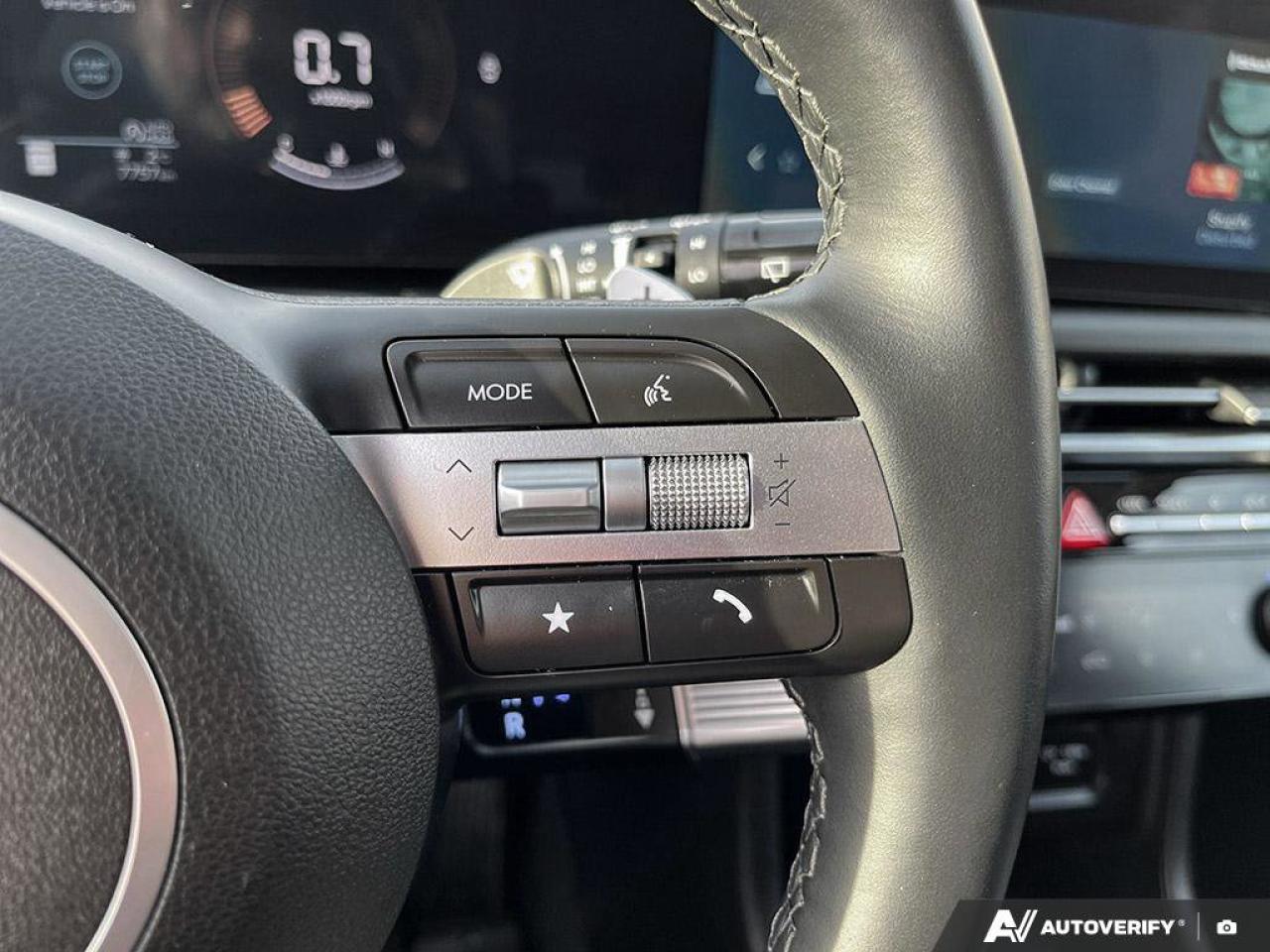 2025 Hyundai Tucson Preferred AWD | Heated Seats + Steering | Remote Start | Carplay | Adaptive Cruise | and More ! Photo