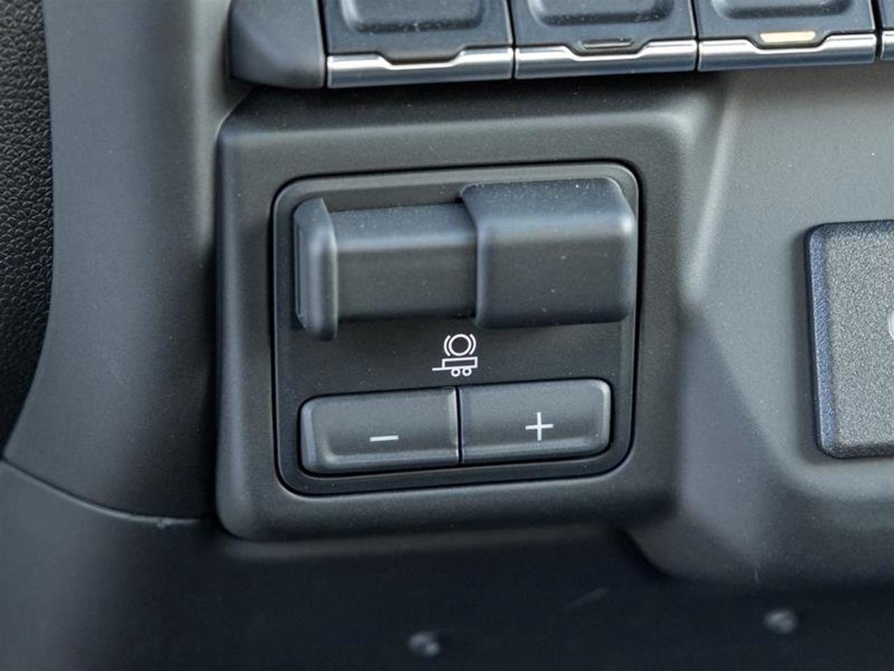 2025 Chevrolet Silverado 1500 WT Photo