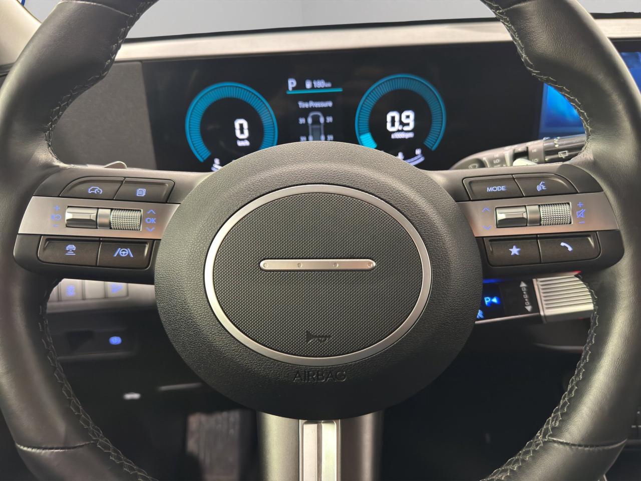 2025 Hyundai KONA Preferred Sport | Reverse Cam | Heated Seats Photo