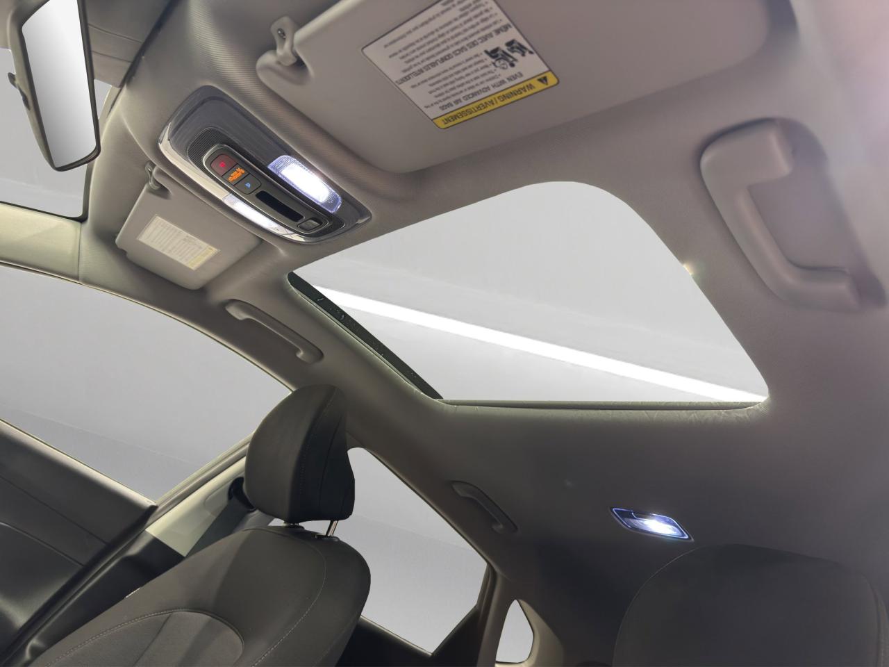 2025 Hyundai KONA Preferred Sport | Reverse Cam | Heated Seats Photo