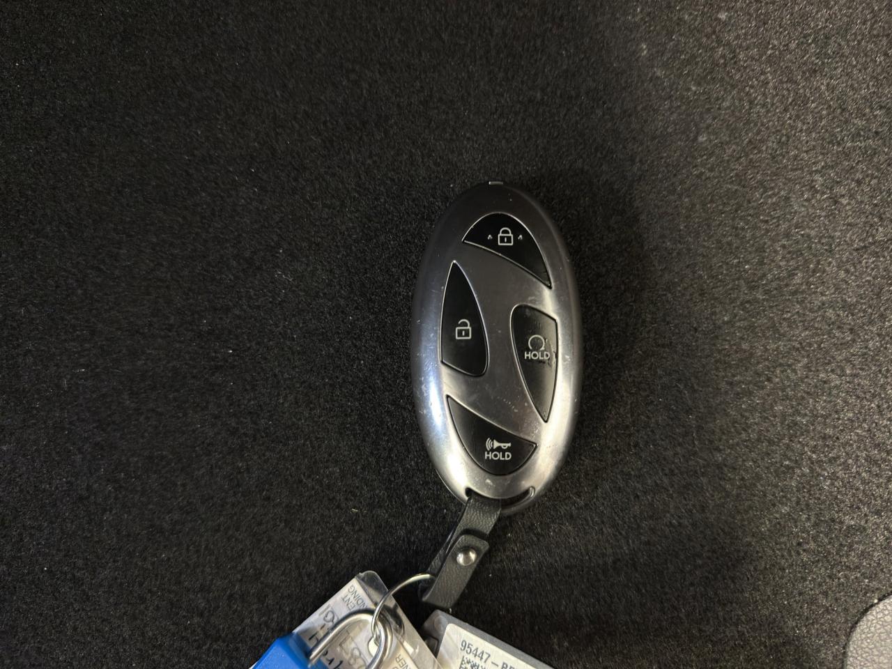 2025 Hyundai KONA Preferred Sport | Reverse Cam | Heated Seats Photo