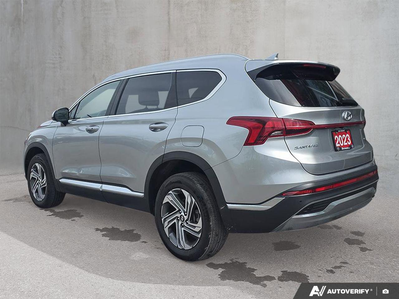 2023 Hyundai Santa Fe Preferred AWD | Android Auto | Apple Car Play | Photo