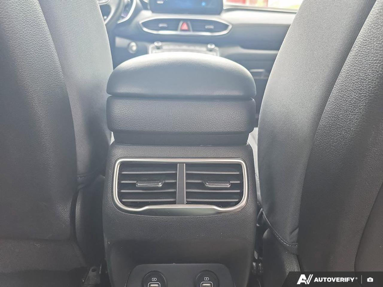 2023 Hyundai Santa Fe Preferred AWD | Android Auto | Apple Car Play | Photo