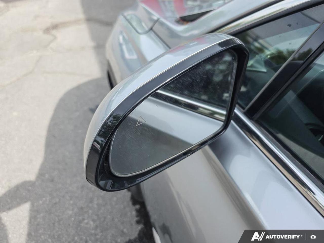 2023 Hyundai Santa Fe Preferred AWD | Android Auto | Apple Car Play | Photo