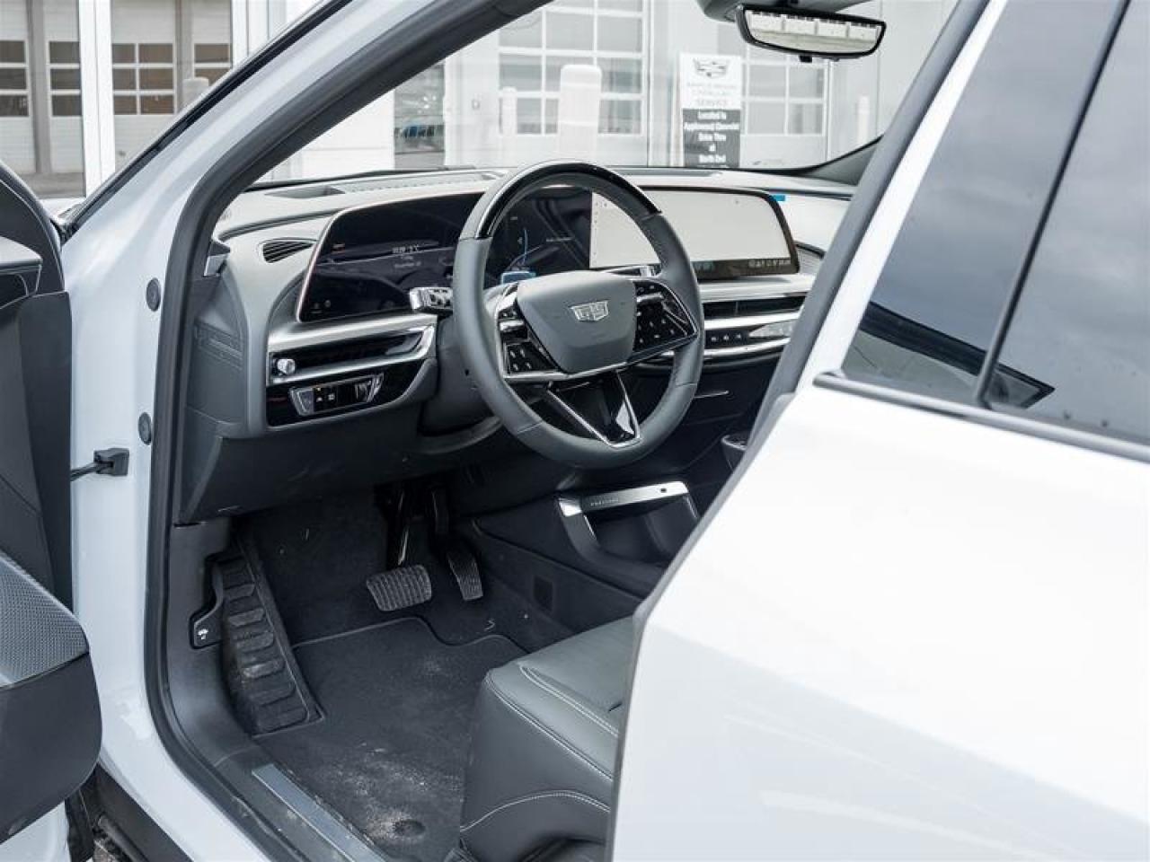 2026 Cadillac LYRIQ Premium Sport Photo