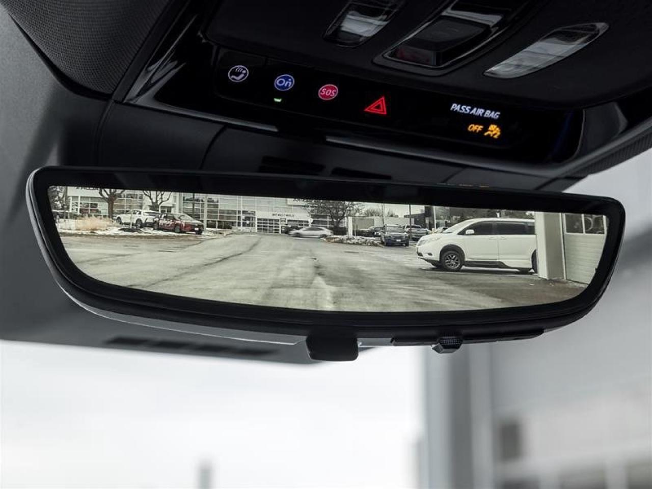 2026 Cadillac OPTIQ Luxury Photo