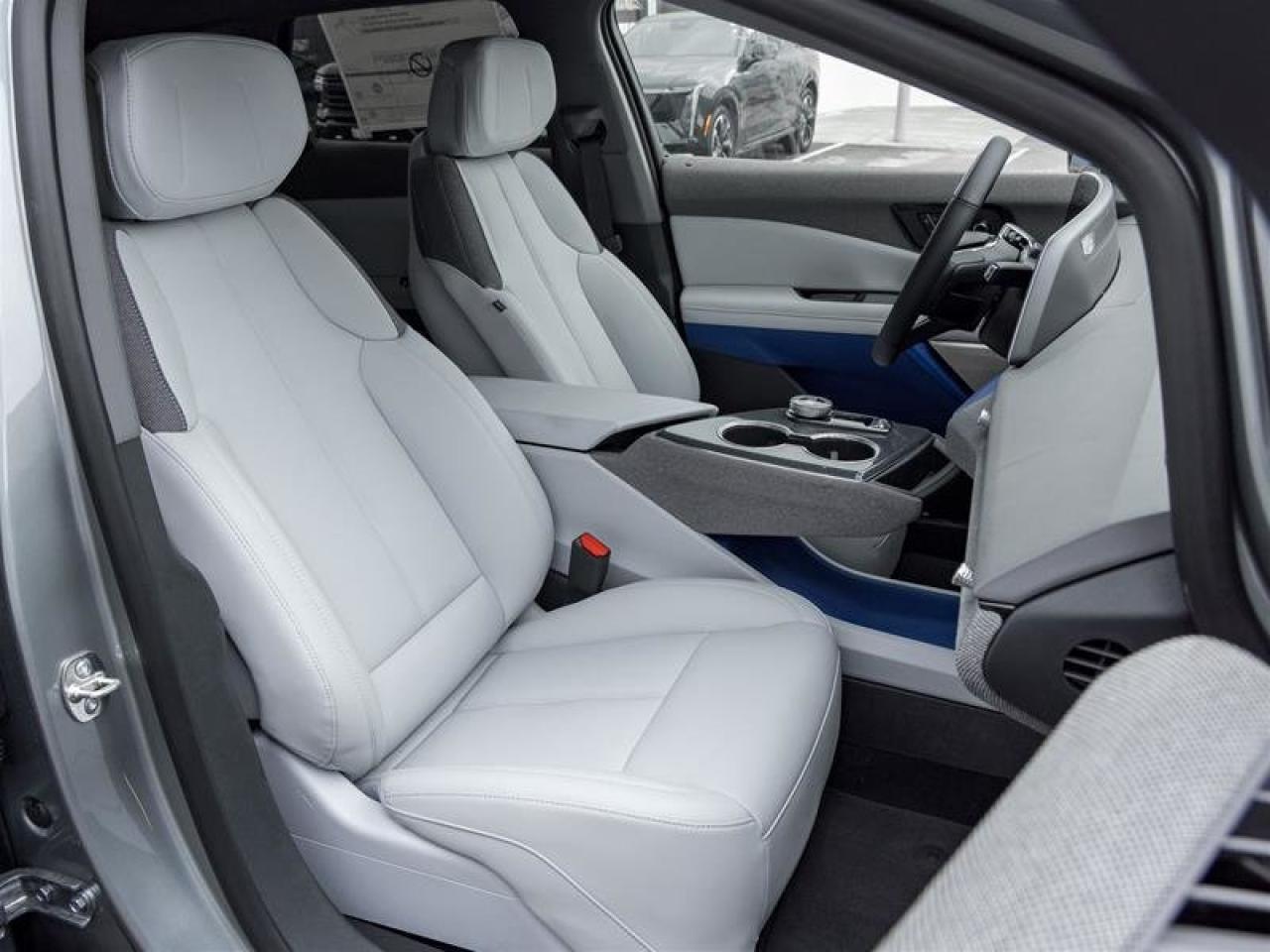 2026 Cadillac OPTIQ Luxury Photo