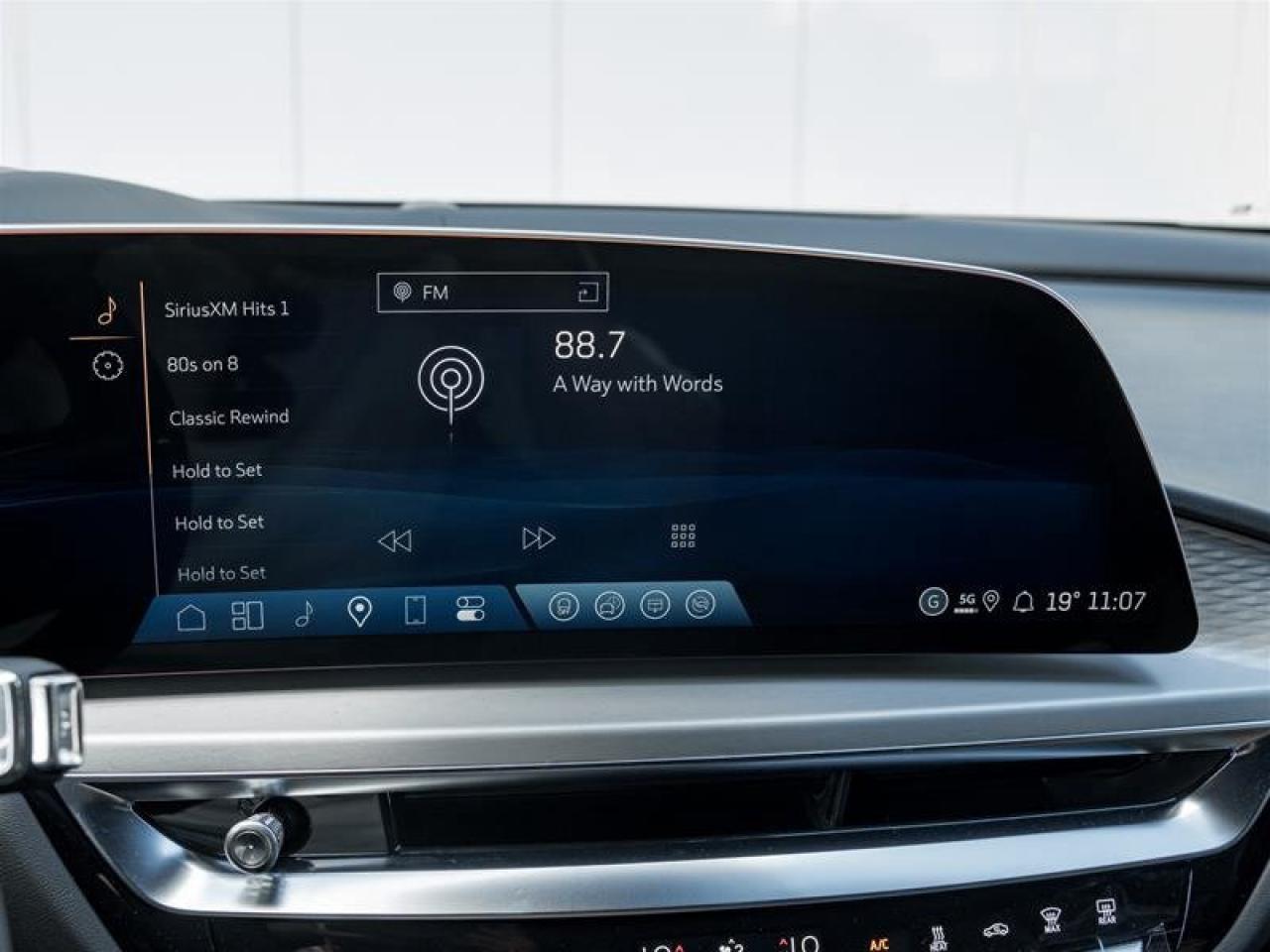 2026 Cadillac LYRIQ Signature Sport Photo