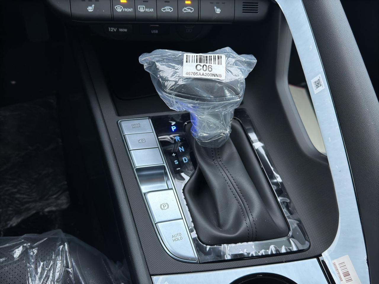 2026 Hyundai Elantra Hybrid Luxury Photo