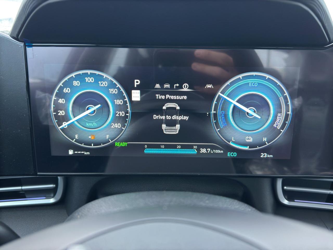 2026 Hyundai Elantra Hybrid Luxury Photo