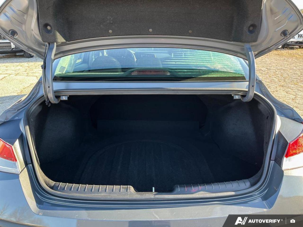 2024 Hyundai Elantra Preferred | Carplay | Heated Seats/Wheel | Safety Tech | Photo