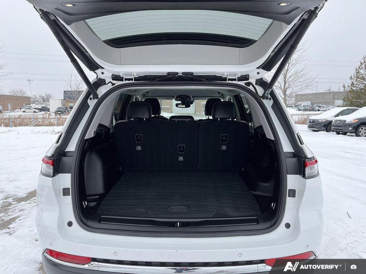 2023 Jeep Grand Cherokee Limited | Leather | Nav | Carplay | Safety Tech | Photo