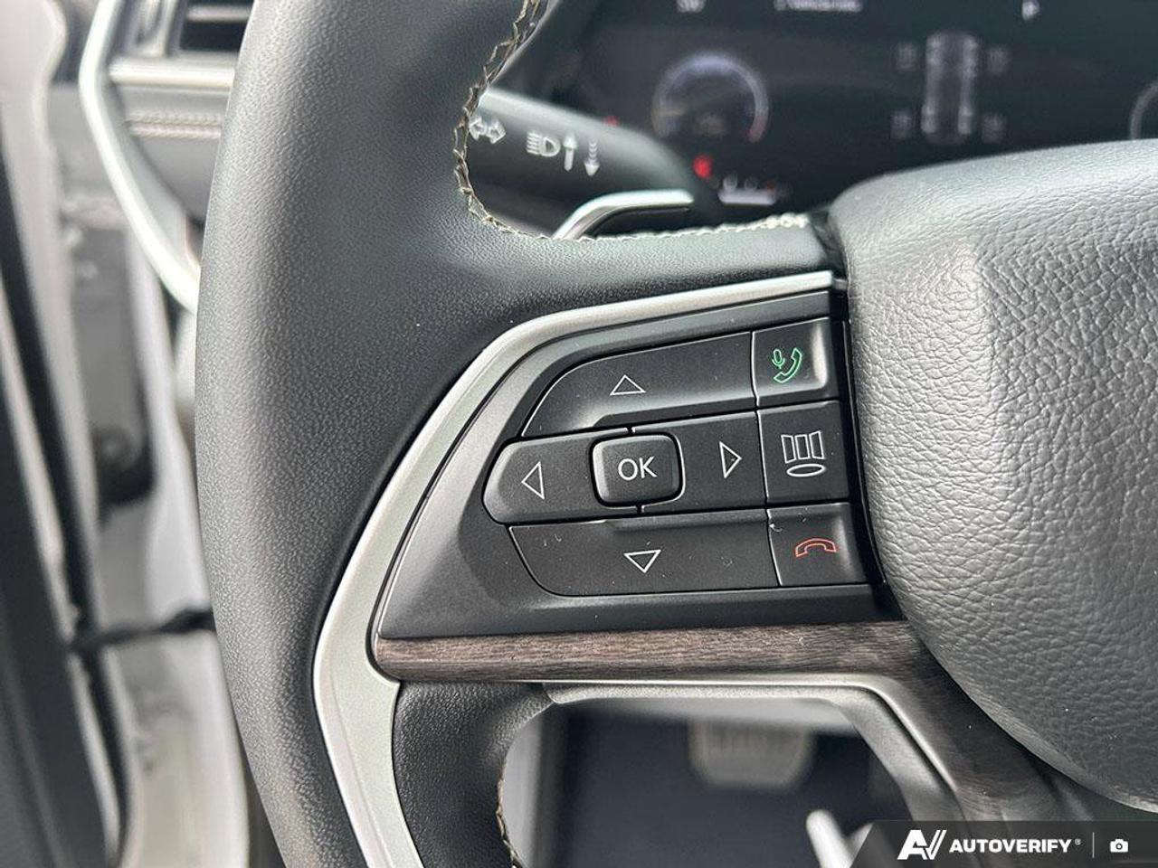 2023 Jeep Grand Cherokee Limited | Leather | Nav | Carplay | Safety Tech | Photo