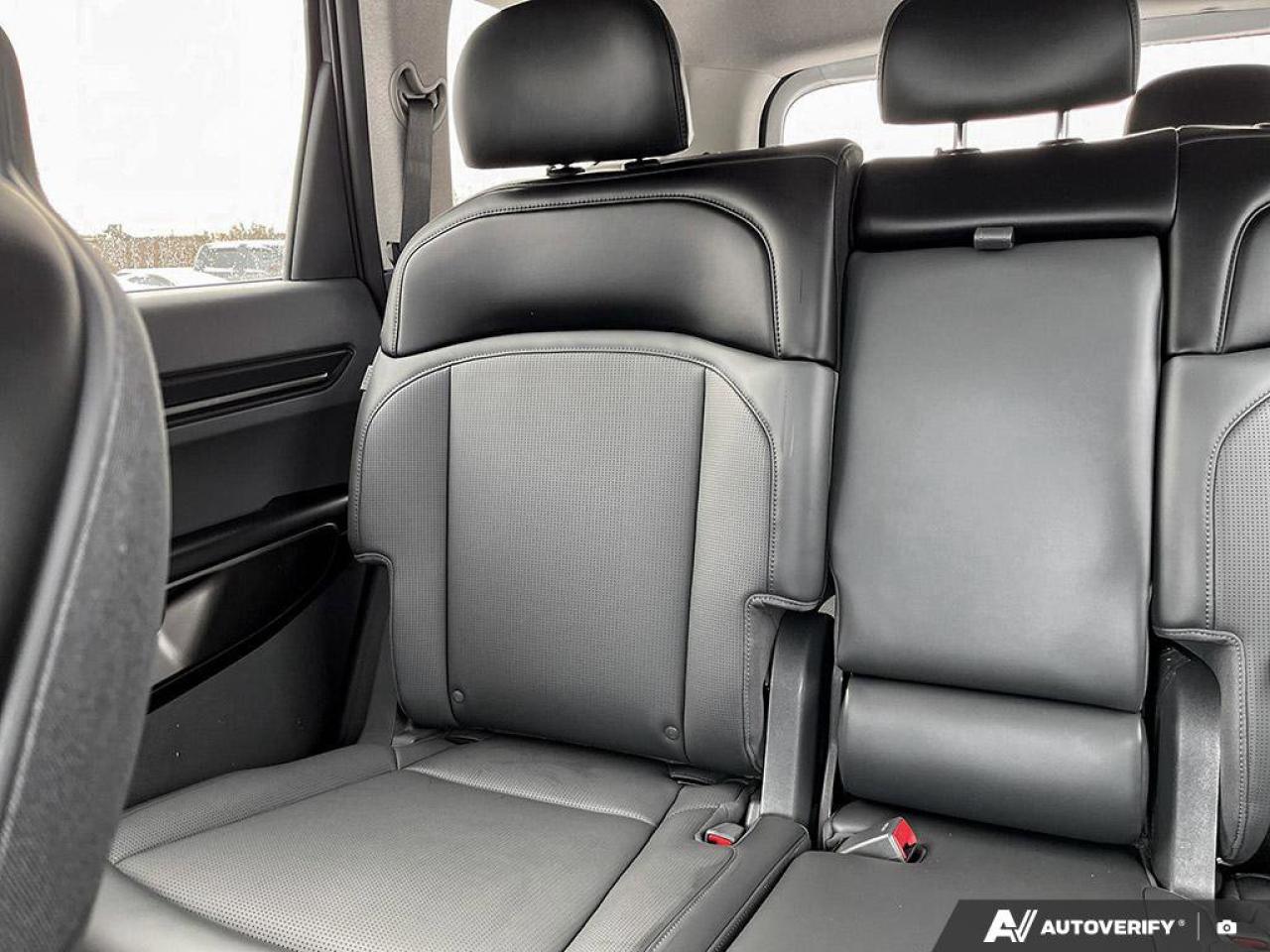 2024 Kia EV9 Wind | 3rd Row | Leather | Heated Wheel | Cooled + Heated Seats | Winter Wheels Included | and More Photo