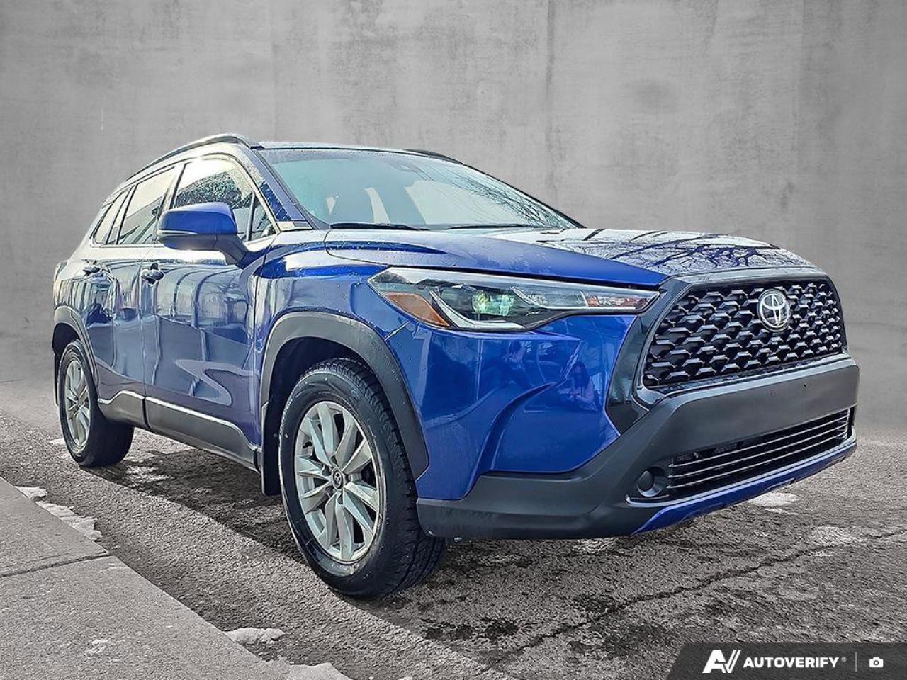 2022 Toyota Corolla Cross LE AWD | Apple Car Play | Android Auto | Heated Seats | Photo