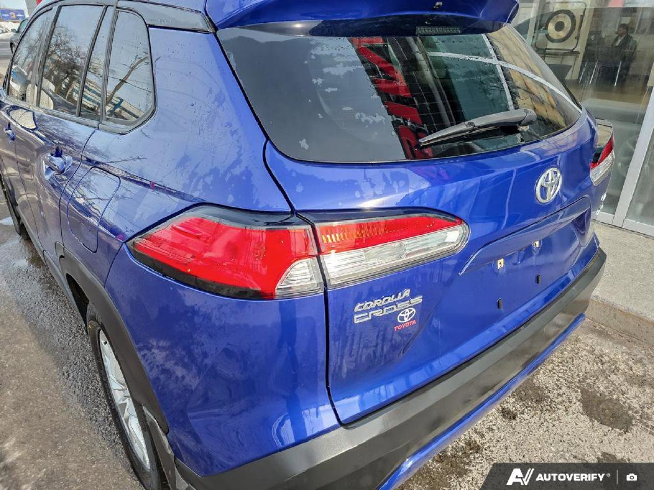 2022 Toyota Corolla Cross LE AWD | Apple Car Play | Android Auto | Heated Seats | Photo