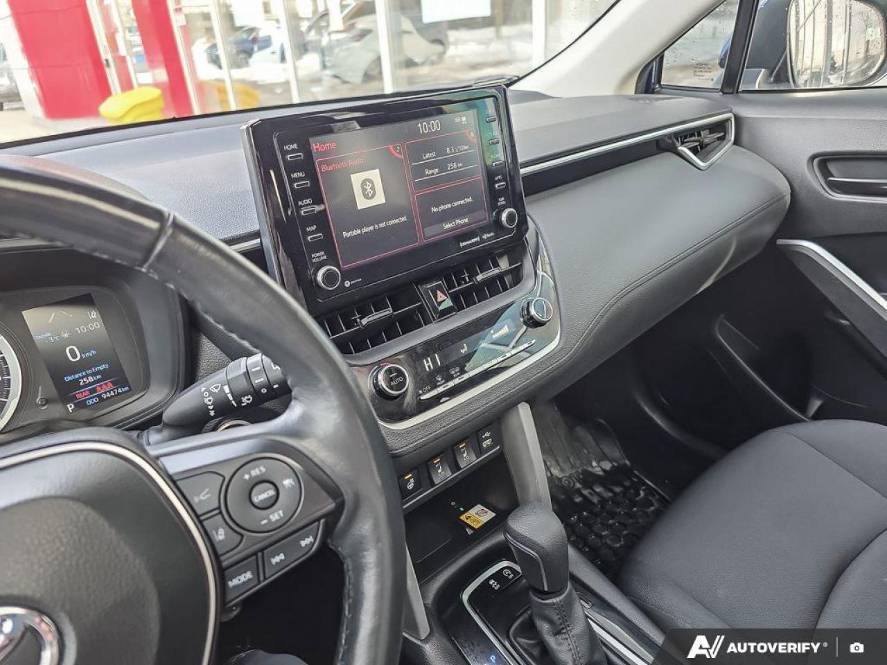 2022 Toyota Corolla Cross LE AWD | Apple Car Play | Android Auto | Heated Seats | Photo