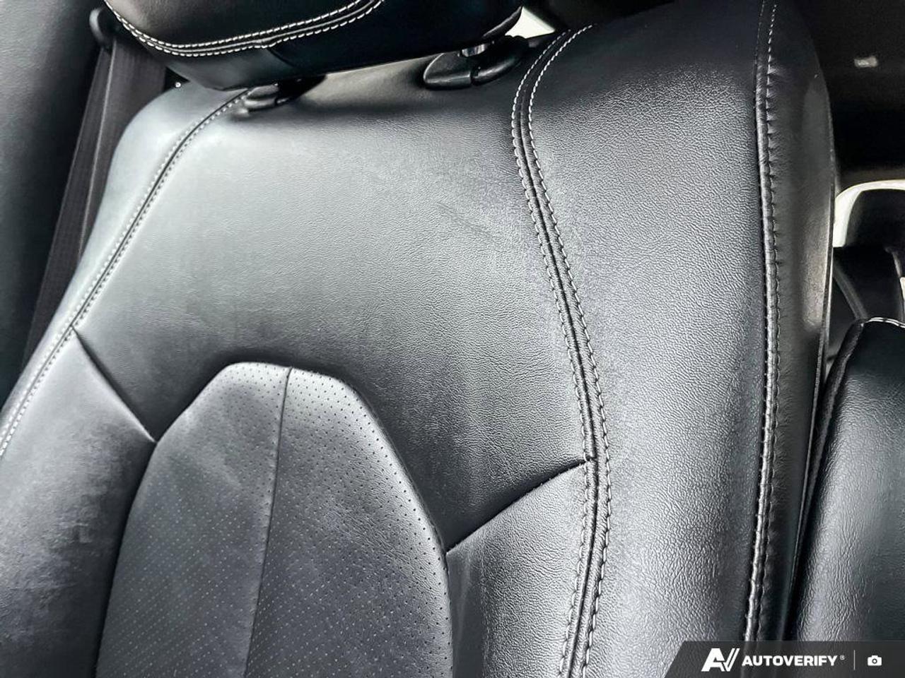 2025 Chrysler Pacifica Select | Leather | Apple CarPlay | Android Auto | Cross Traffic Alert | Lane Departure Warning | Photo