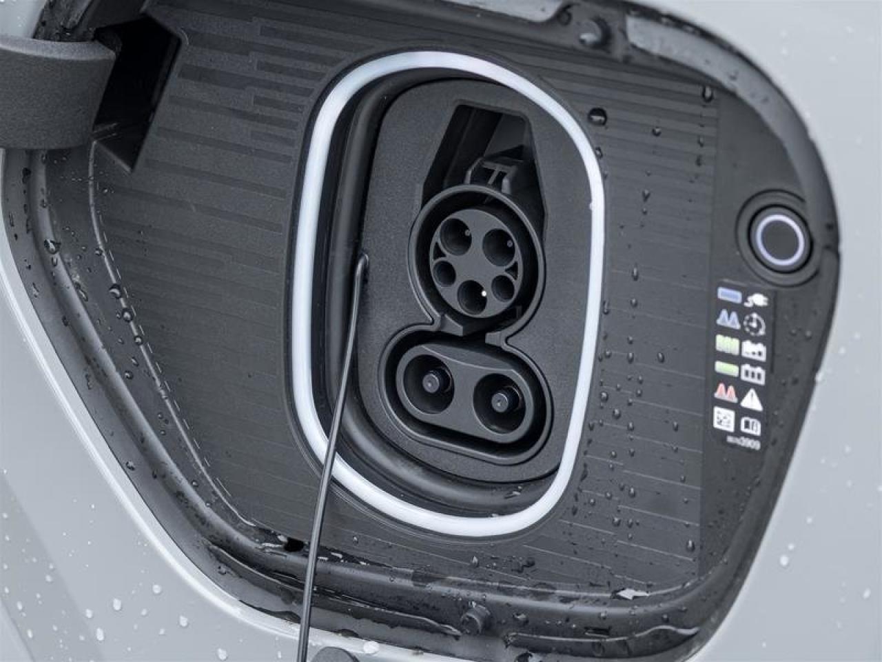 2026 Cadillac Escalade IQ Premium Sport Photo4