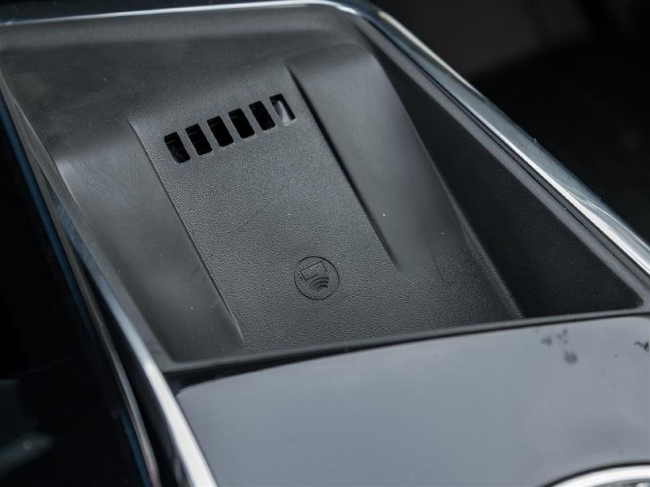 2026 Cadillac Escalade IQ Premium Sport Photo