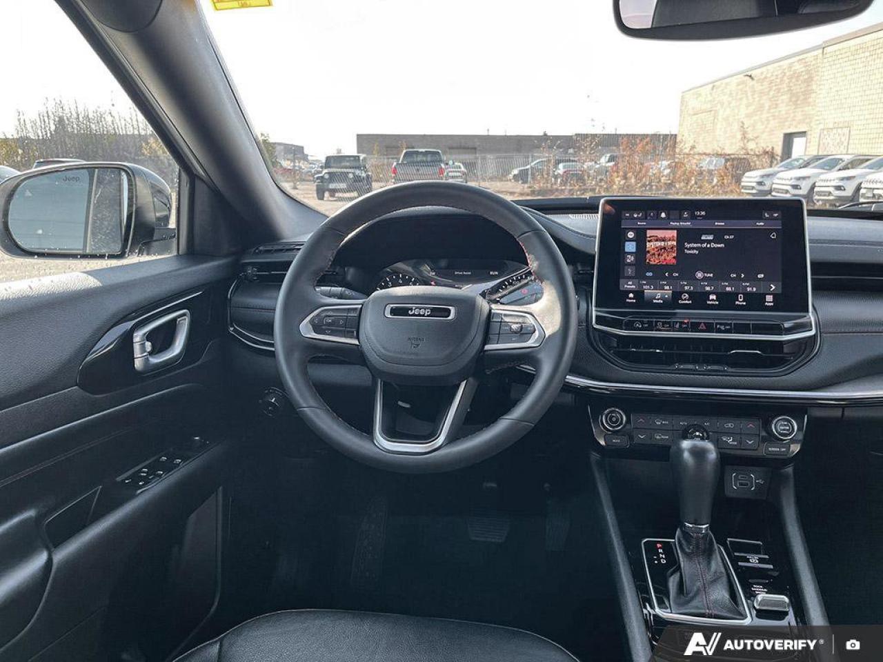 2024 Jeep Compass Trailhawk | Heated Seats/Wheel | Remote Start | Carplay | Photo