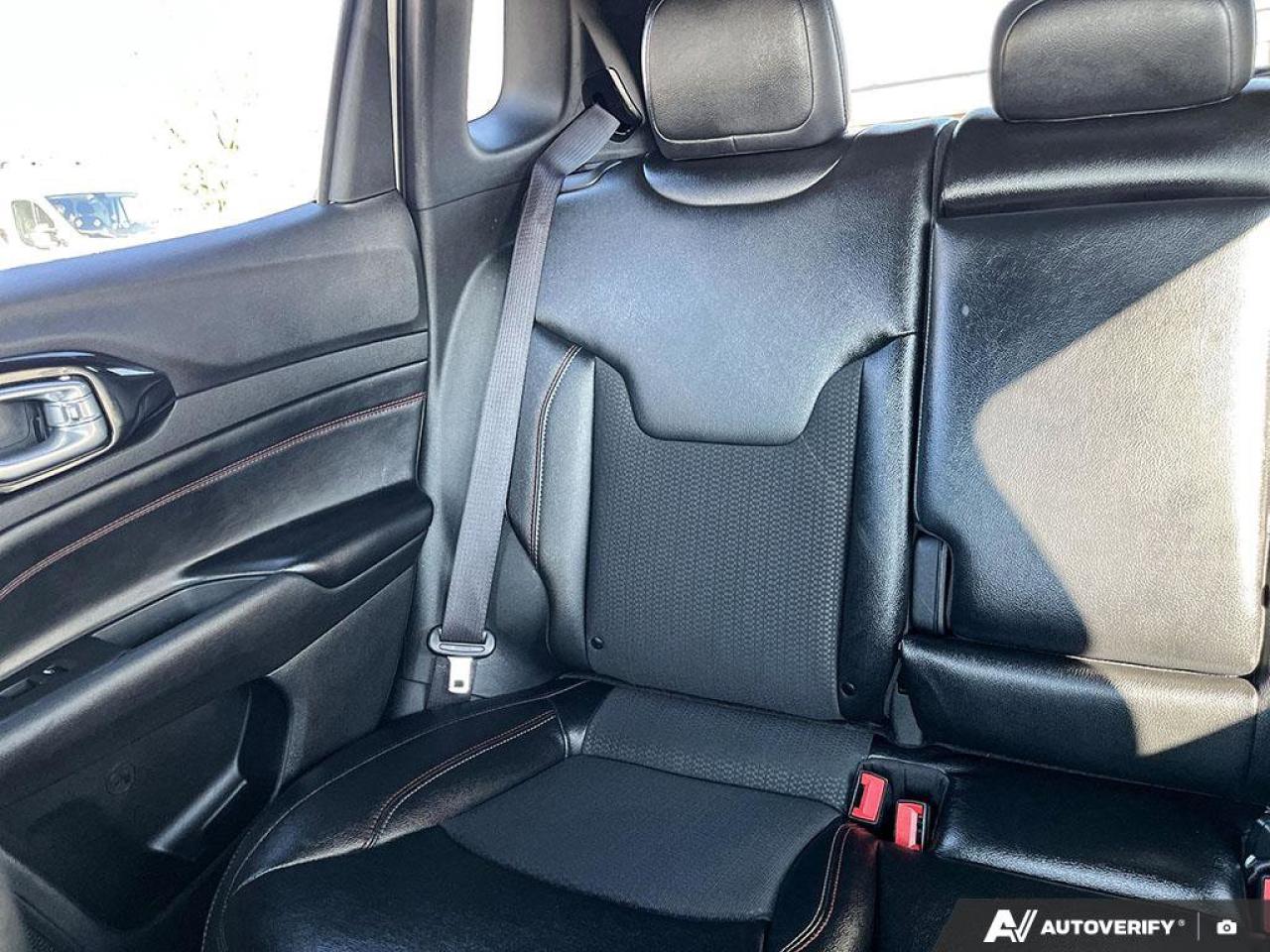 2024 Jeep Compass Trailhawk | Heated Seats/Wheel | Remote Start | Carplay | Photo