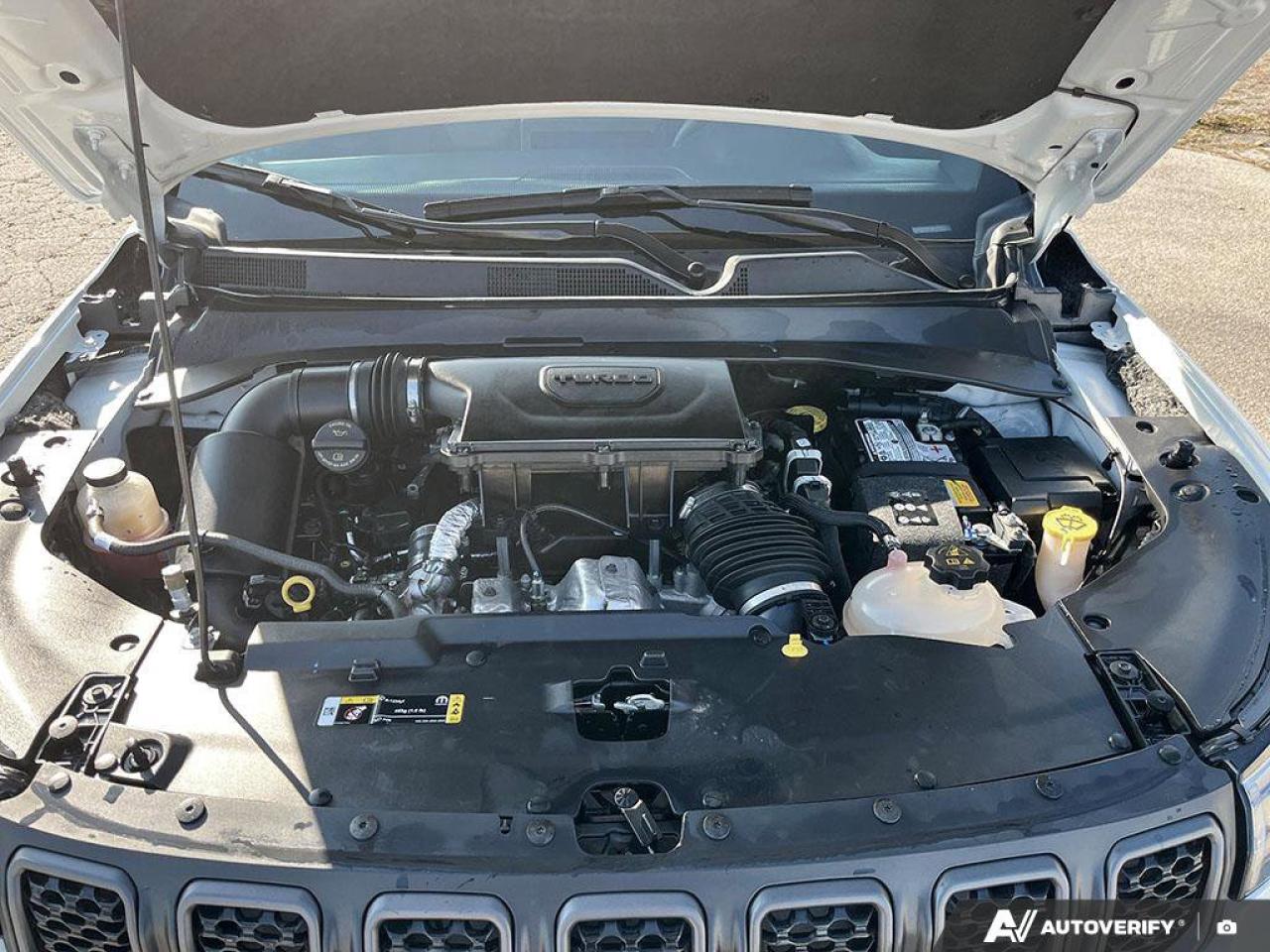 2024 Jeep Compass Trailhawk | Heated Seats/Wheel | Remote Start | Carplay | Photo