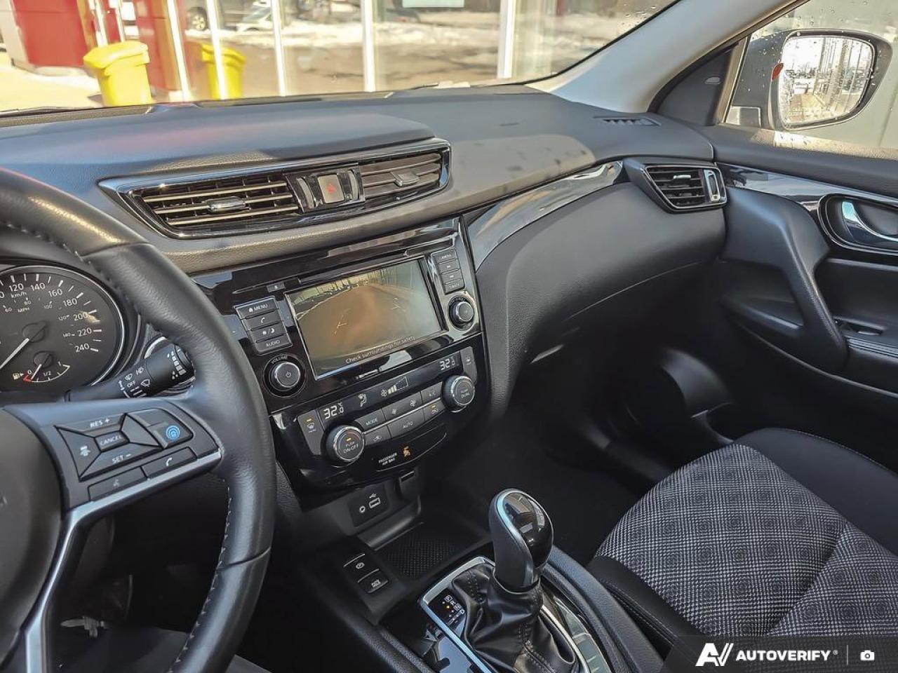 2023 Nissan Qashqai SV AWD | Android Auto | Apple Car Play | Pro-Pilot | Photo