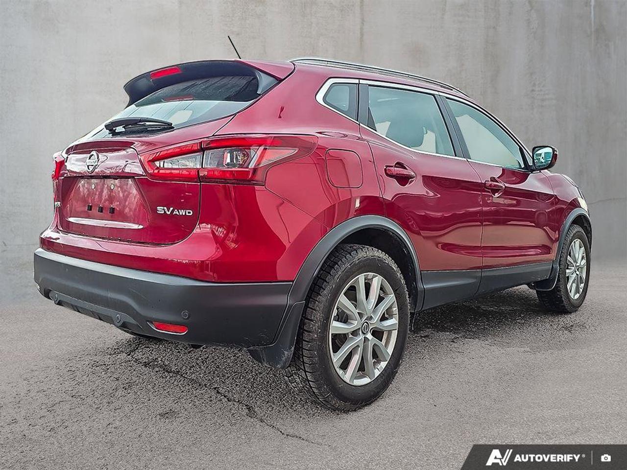 2023 Nissan Qashqai SV AWD | Remote Engine Start | Heated Seats | Apple Car Play | Photo
