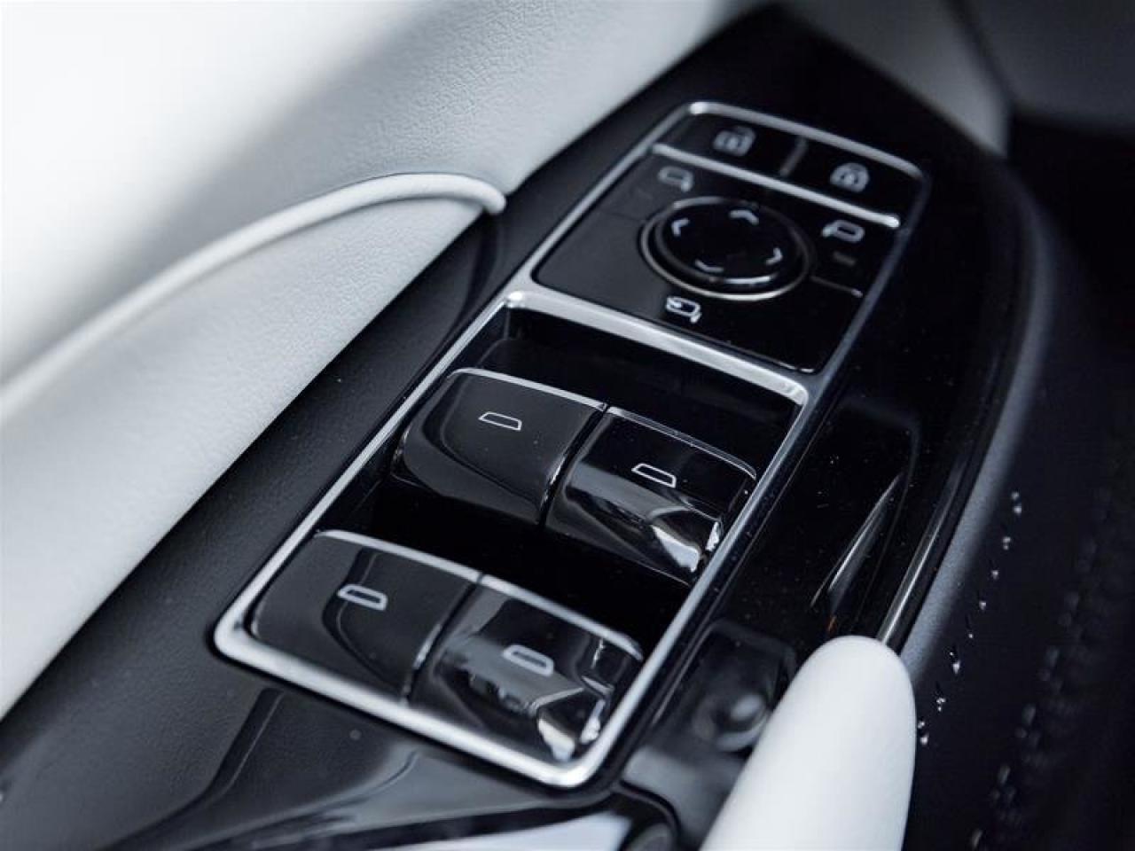 2026 Cadillac LYRIQ Sport Photo