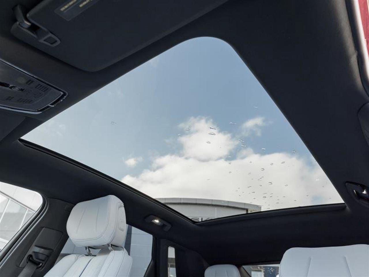 2026 Cadillac LYRIQ Sport Photo