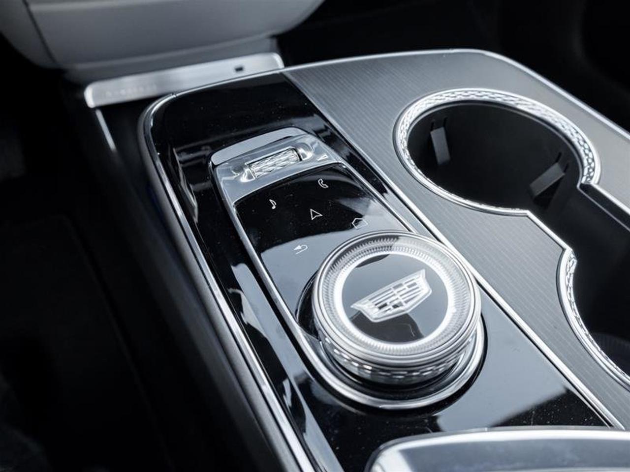 2026 Cadillac LYRIQ Sport Photo