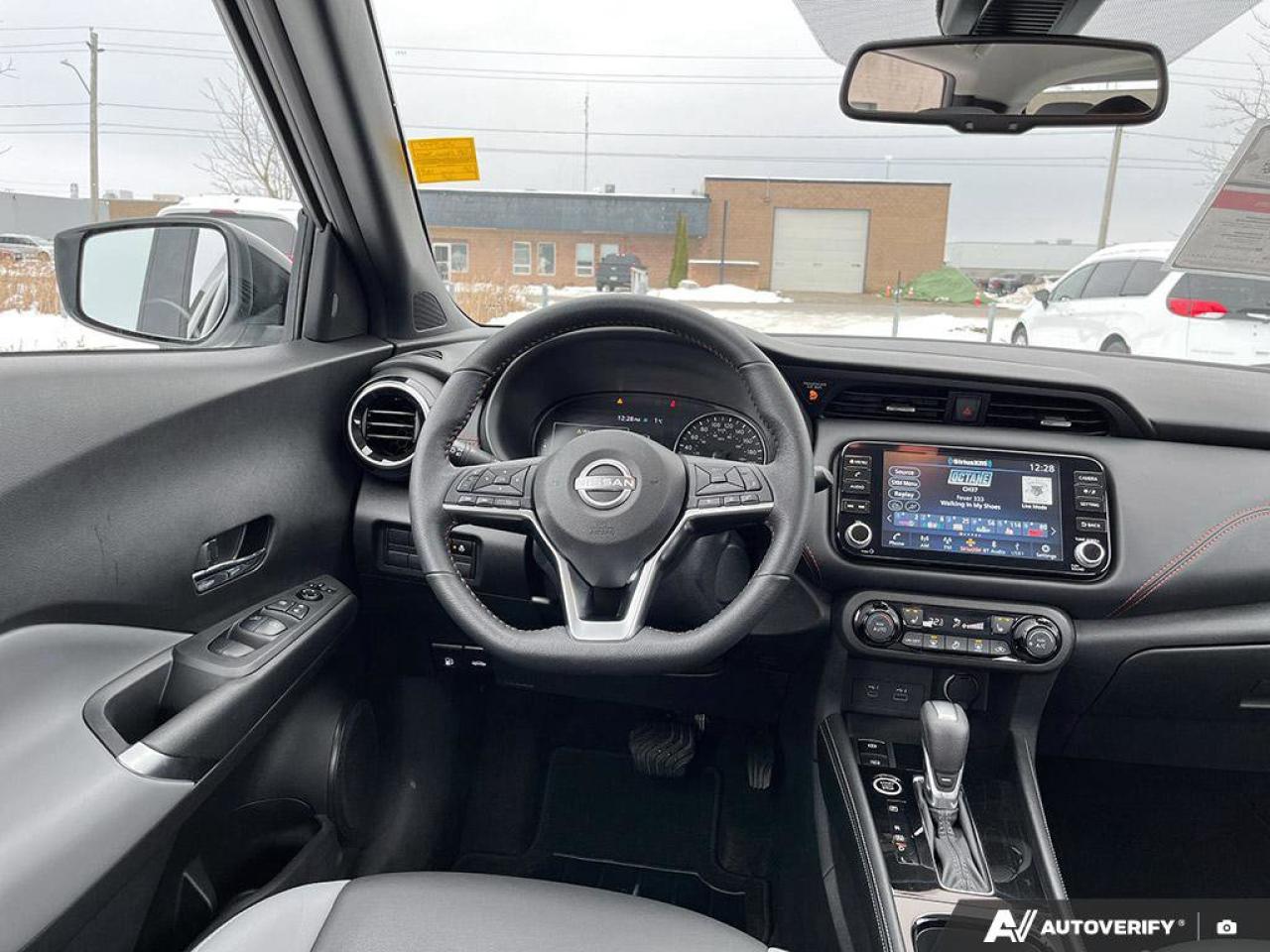 2024 Nissan Kicks SR | Premium | Carplay | Safety Tech | Bose Audio | Photo
